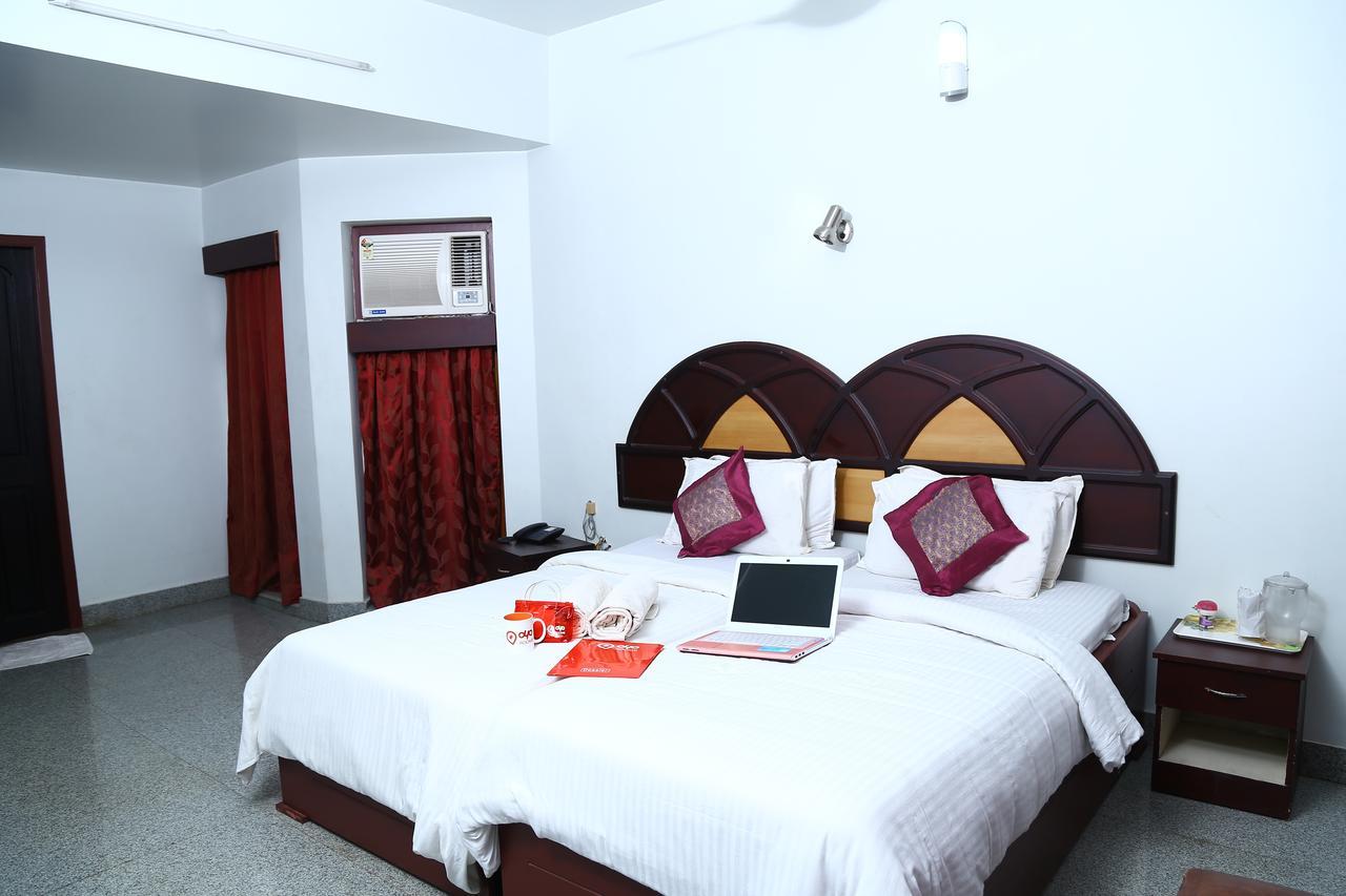 Oyo 9116 Thamburu International Hotel Thiruvananthapuram Esterno foto